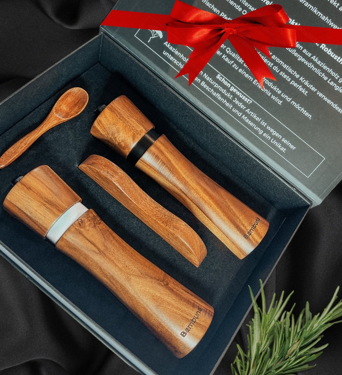 Set Holz inkl. Geschenkset Pfeffermühlen aus – Bambuna Gewürzmühle Rezeptbuch |
